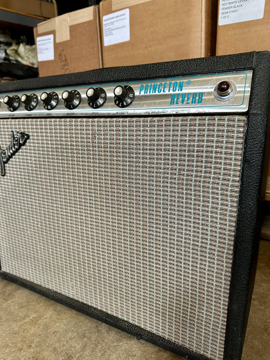 Looking to Purchase Amps or Pedals that need repair!